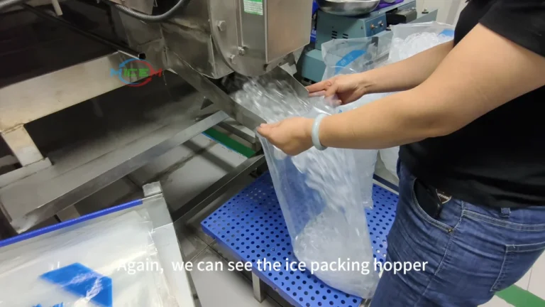 Traditional Tube Ice Packing Machine shown in the actual running video